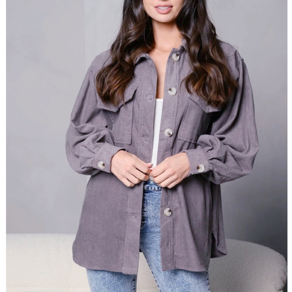 PEACH LOVE CALIFORNIA On Trend Oversized Gray Corduroy Shacket - Picture 3 of 5
